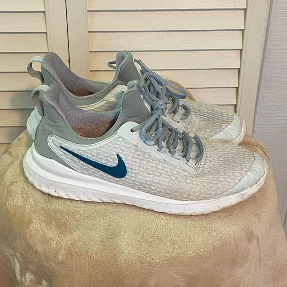Nike Shoes - Nike rival running shoes